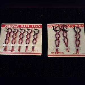 Vintage Perfecto Brown Wavy Hair Pins Canada Retro Set NOS